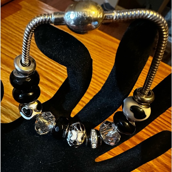 charm memories Jewelry - Charm Memories ❤️ Black & White Bracelet 8” Sterling Silver with 10 Beads.
